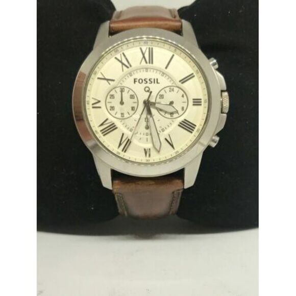 Fossil Q NDW1 Smartwatch Roman Numerals Brown Leather Band 44mm Tracker C191 - Picture 1 of 9